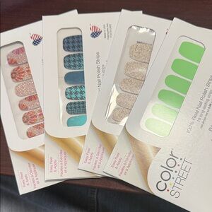 Color Street Nail Polish Strips - Glitter and Green Collection